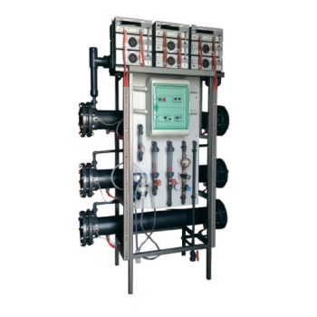 Компактна електролізна установка для басейну КЕУ-1600, 1600 г хлору на годину (до 3200 м3)